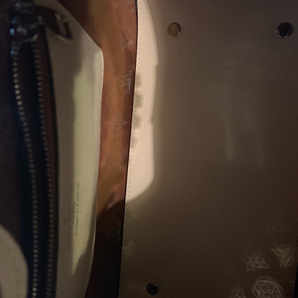 ❤️❤️BRAND NEW/TRADE LOUIS VUITTON CARMEL IN CREME - Picture 6 of 8